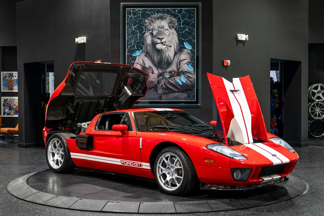 2005 Ford GT 1st Gen - Image 16 of 21