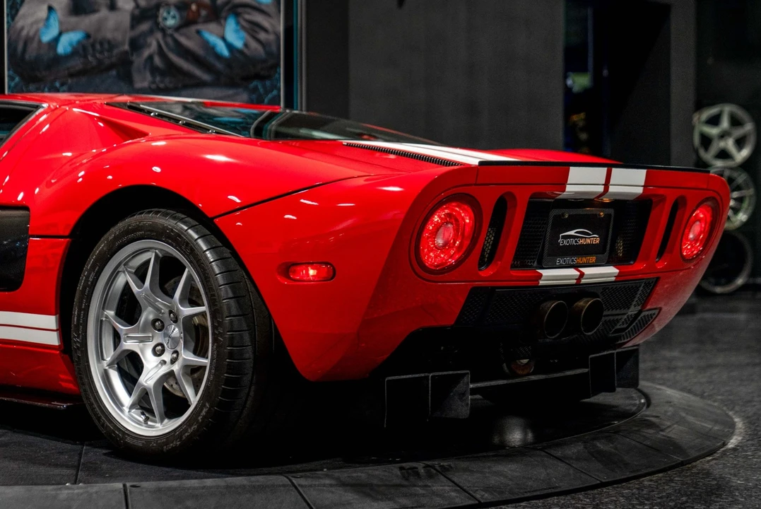2005 Ford GT 1st Gen - Image 17 of 21