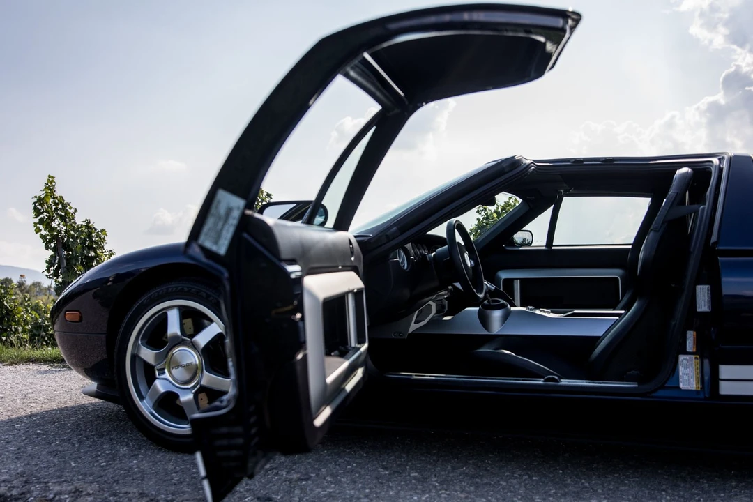 2005 Ford GT 1st Gen - Image 19 of 31