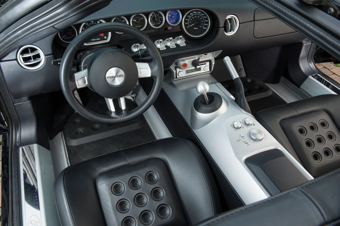 2005 Ford GT 1st Gen - Image 19 of 31