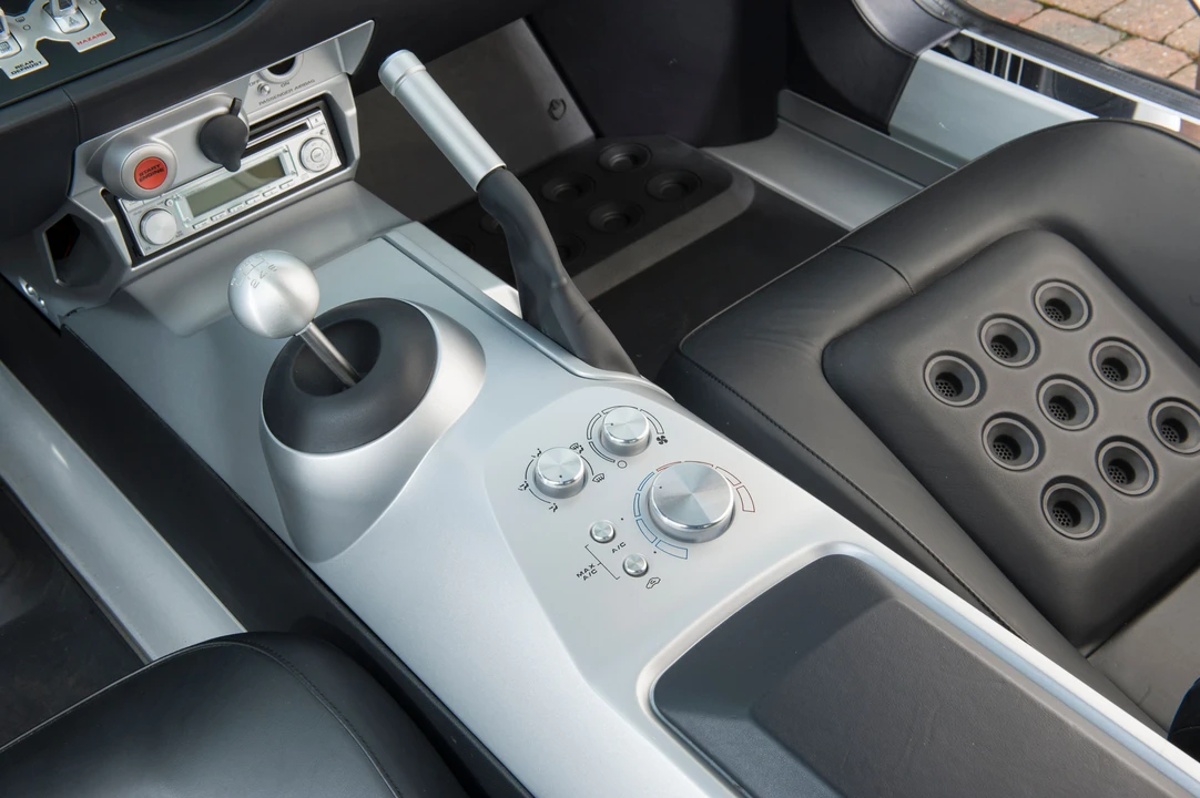 2005 Ford GT 1st Gen - Image 18 of 31