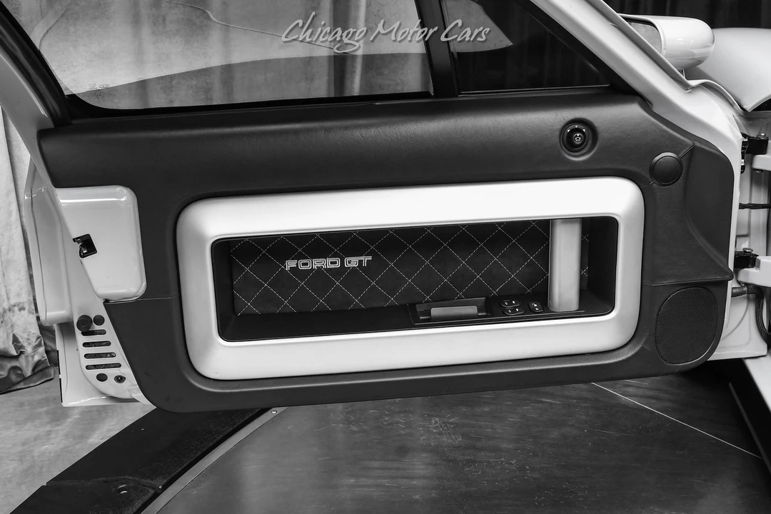 2005 Ford - Image 25 of 31
