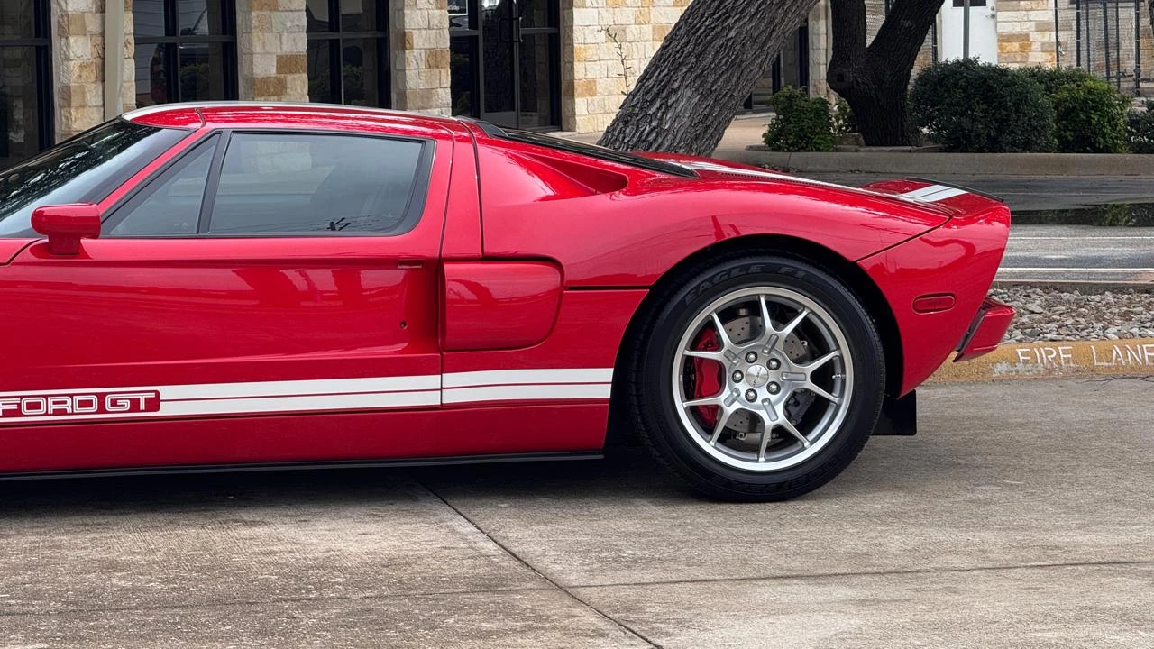 2005 Ford GT 1st Gen - Image 5 of 31