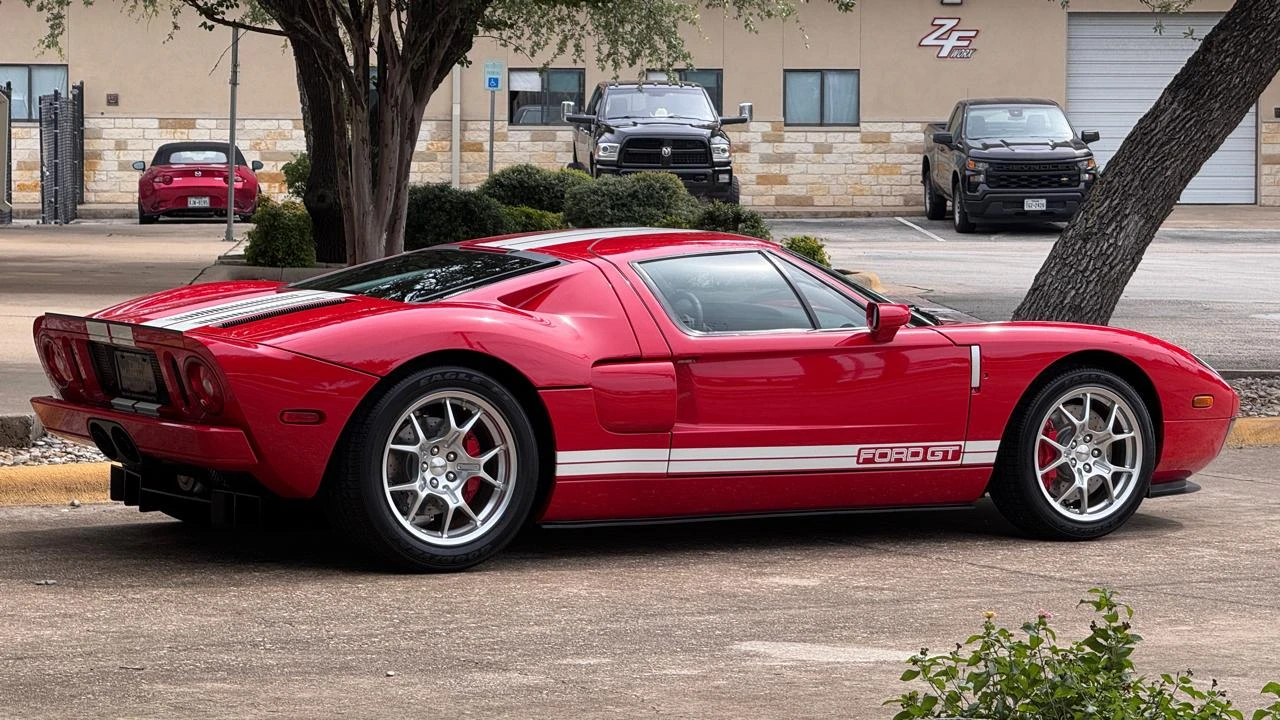 2005 Ford GT 1st Gen - Image 11 of 31
