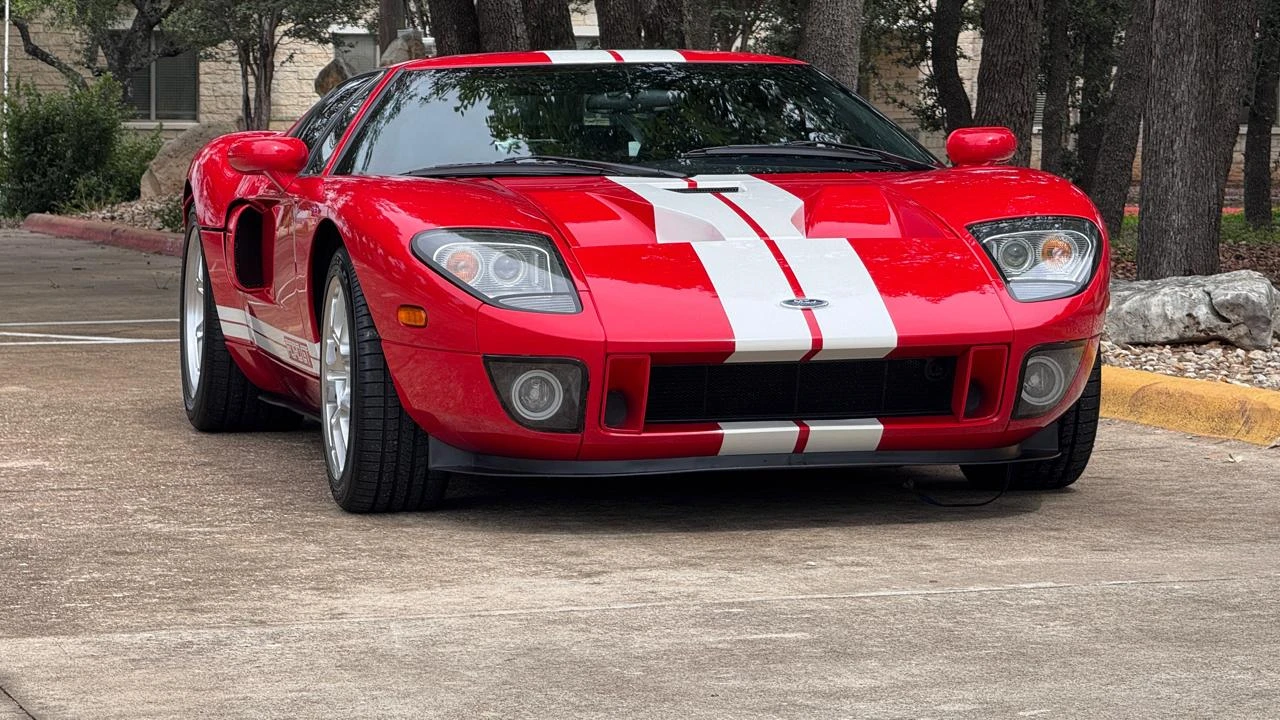 2005 Ford GT 1st Gen - Image 16 of 31