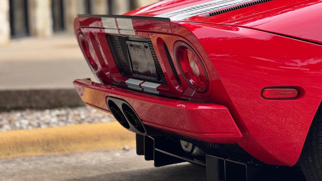 2005 Ford GT 1st Gen - Image 23 of 31
