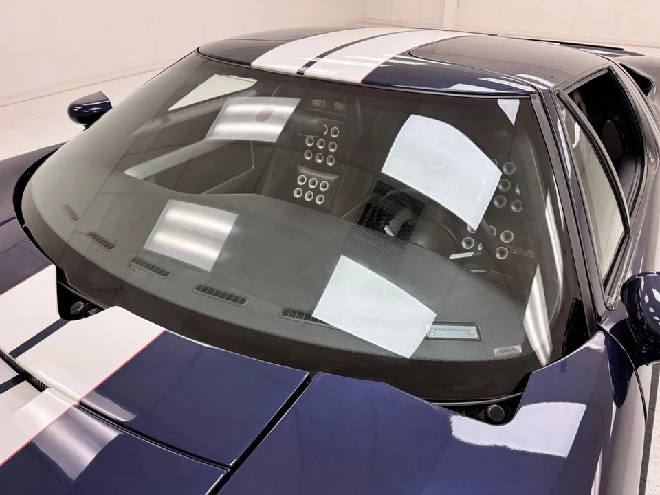 2005 Ford GT 1st Gen - Image 16 of 31