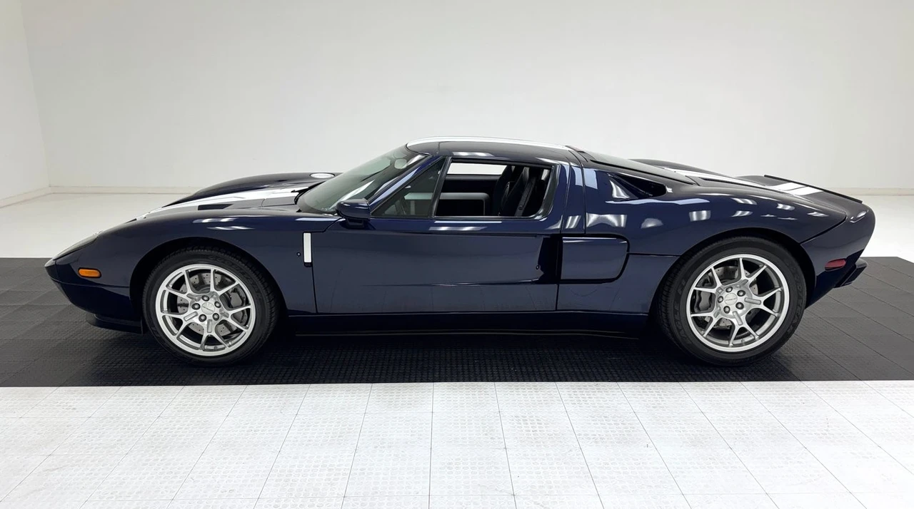 2005 Ford GT 1st Gen - Image 3 of 31