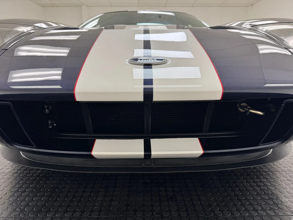 2005 Ford GT 1st Gen - Image 11 of 31