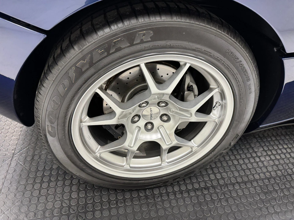 2005 Ford GT 1st Gen - Image 26 of 31