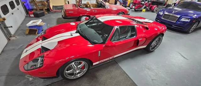 2005 Ford GT Coupe 2D