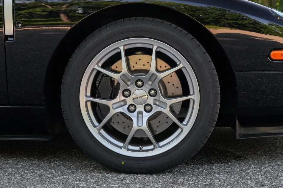 2005 Ford GT 1st Gen - Image 9 of 20