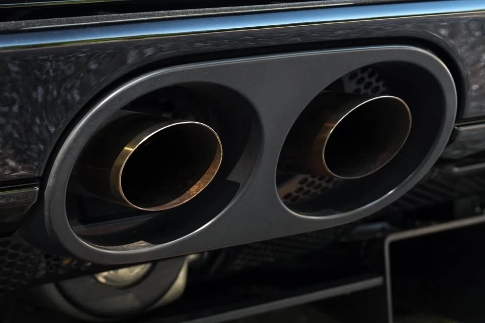 2005 Ford GT 1st Gen - Image 14 of 20