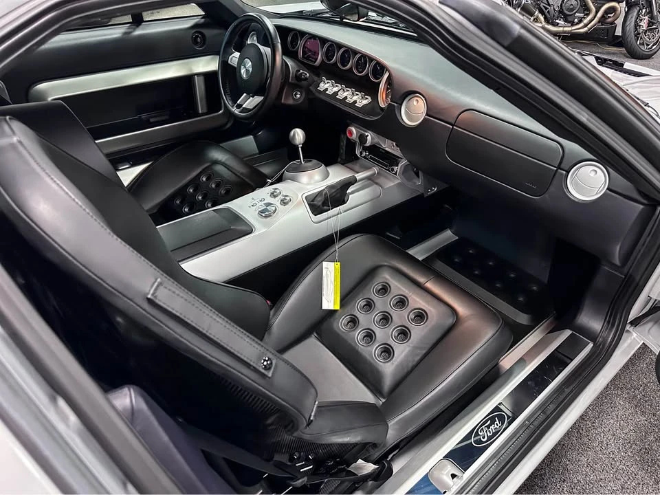 2005 Ford GT 1st Gen - Image 13 of 20