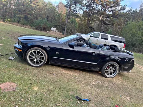 2005 Ford GT Coupe 2D