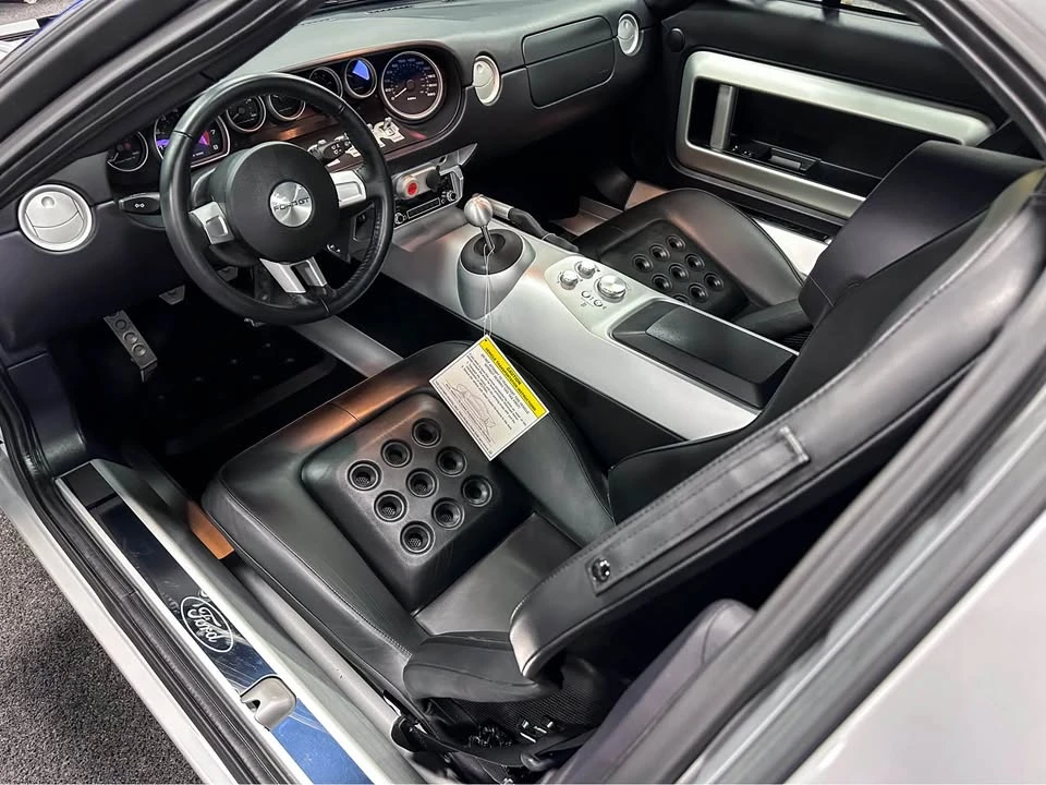 2005 Ford GT 1st Gen - Image 11 of 20