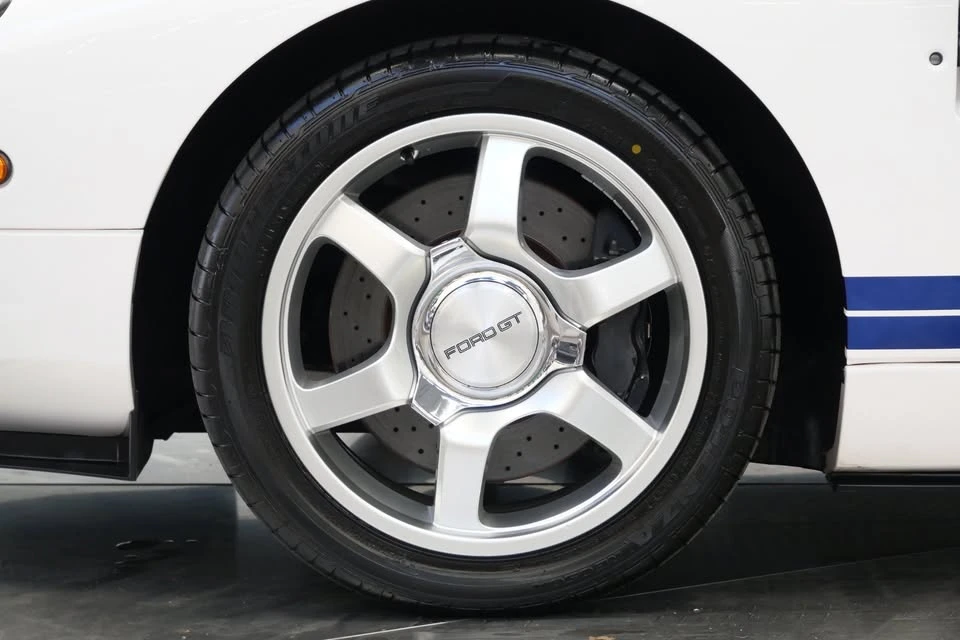 2005 Ford GT 1st Gen - Image 6 of 15
