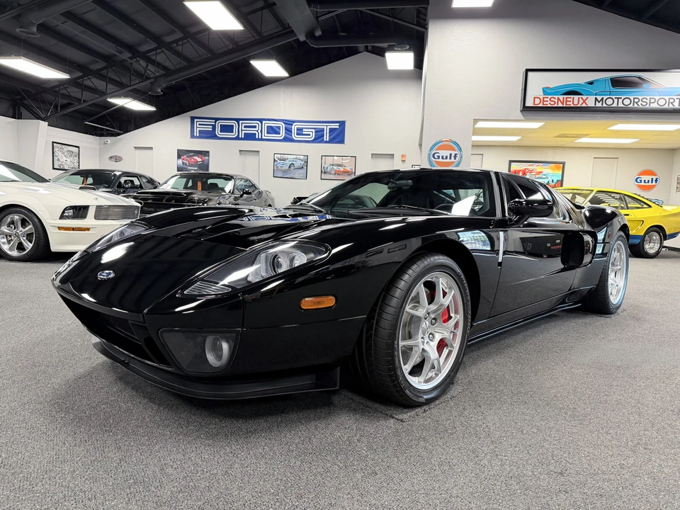 2005 Ford GT 1st Gen - Image 25 of 31