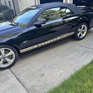 2005 Ford Mustang GT Convertible