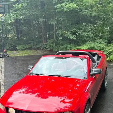 2005 Ford GT
