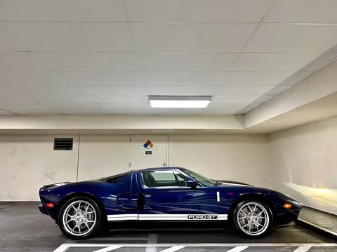 2005 Ford GT