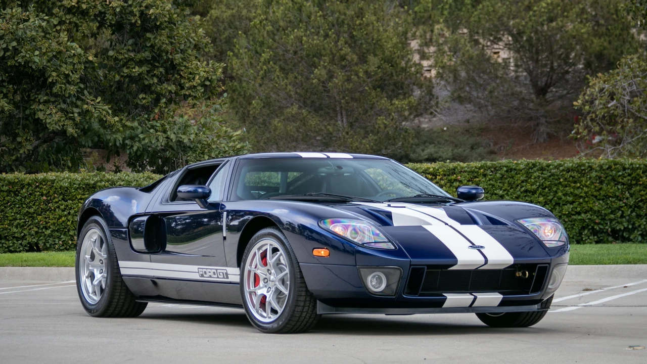 2005 Ford GT 1st Gen - Image 12 of 19