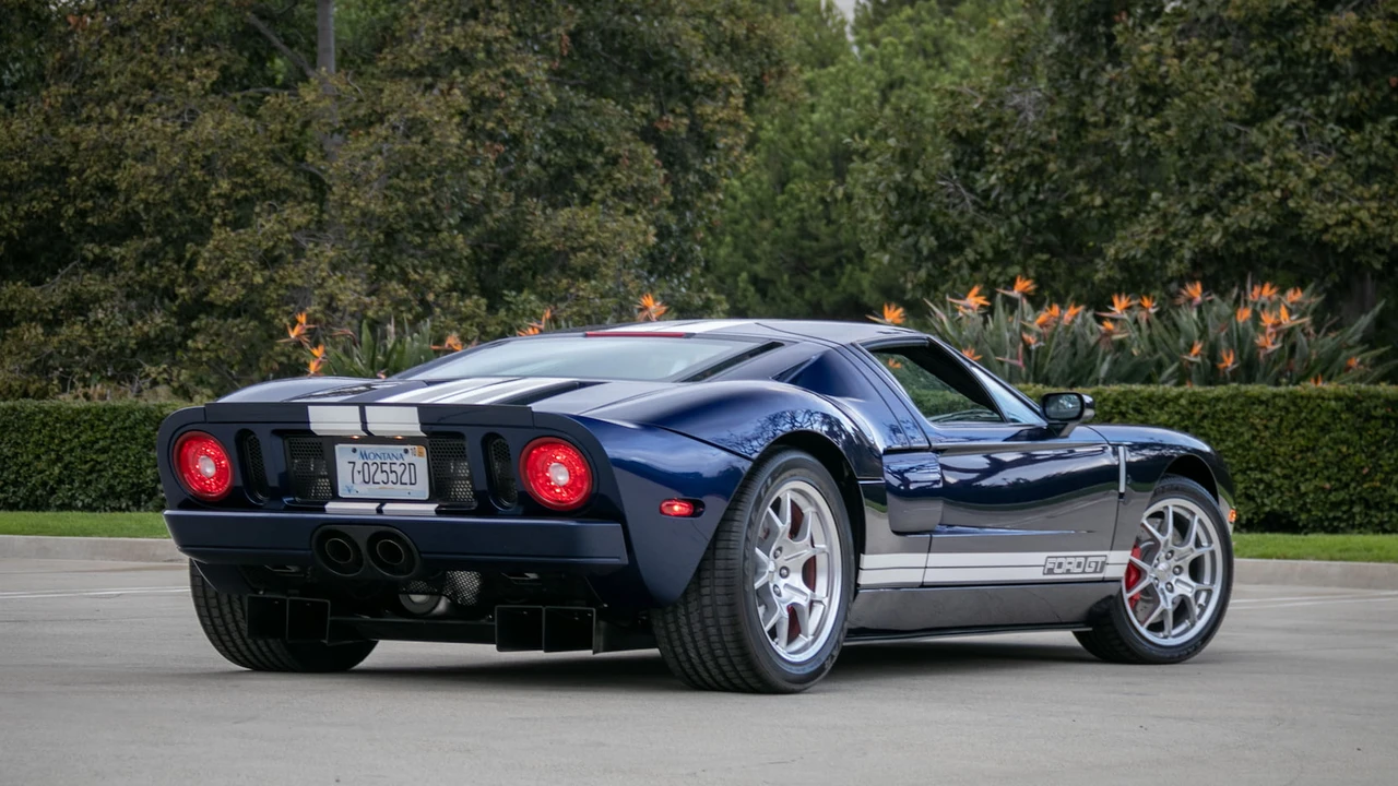 2005 Ford GT 1st Gen - Image 13 of 19