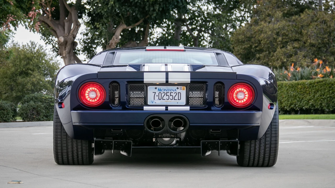 2005 Ford GT 1st Gen - Image 15 of 19