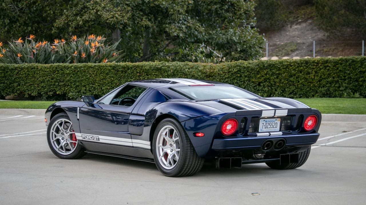2005 Ford GT 1st Gen - Image 17 of 19