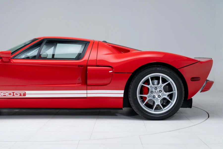 2005 Ford GT 1st Gen - Image 16 of 31