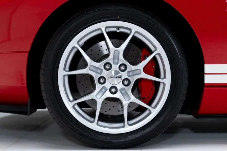 2005 Ford GT 1st Gen - Image 8 of 31