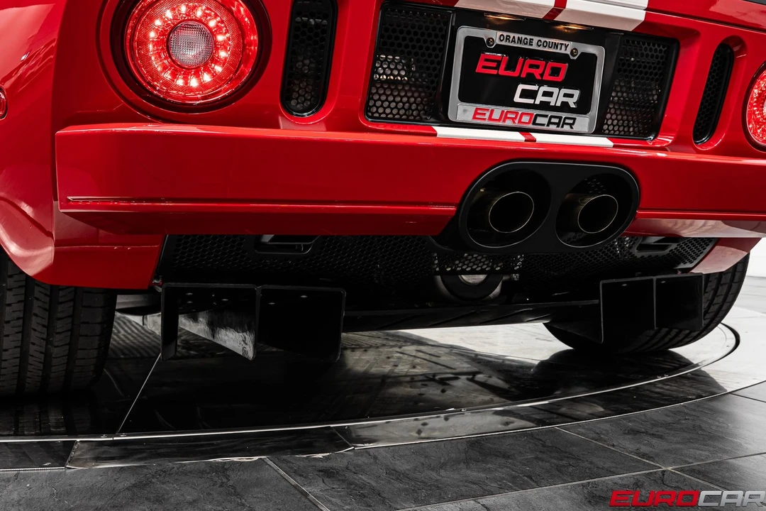 2005 Ford GT 1st Gen - Image 23 of 31