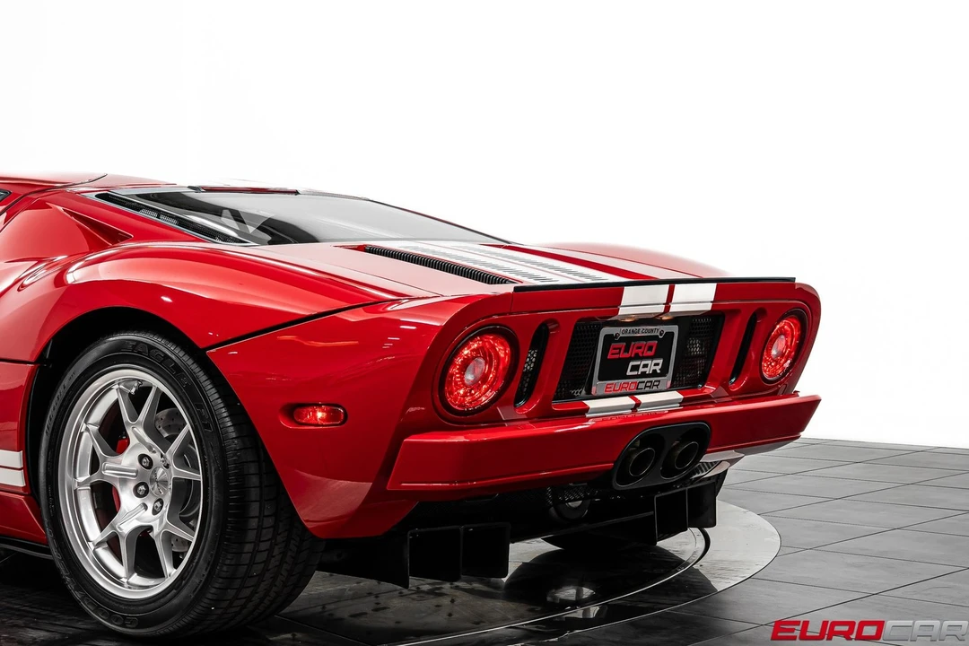 2005 Ford GT 1st Gen - Image 17 of 31