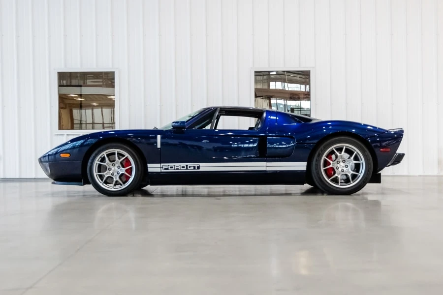 2005 Ford GT 1st Gen - Image 16 of 29
