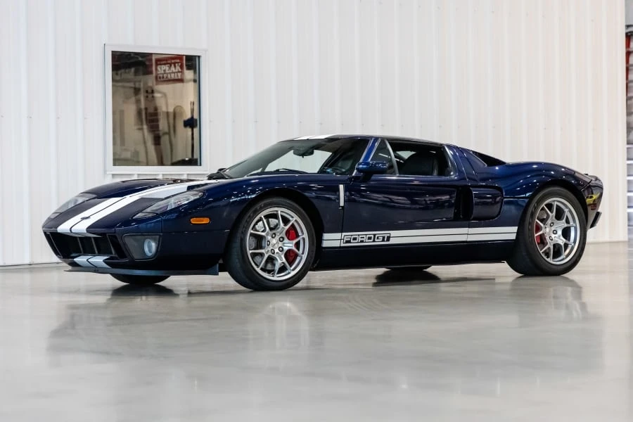 2005 Ford GT 1st Gen - Image 15 of 29
