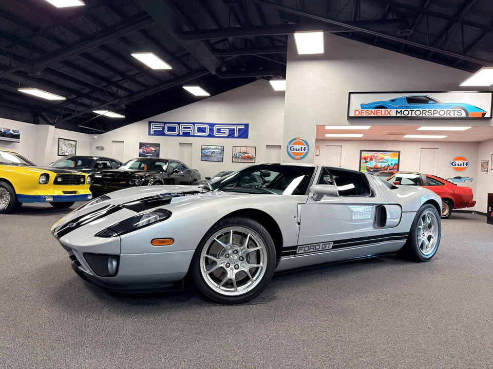2005 Ford GT 1st Gen - Image 17 of 22