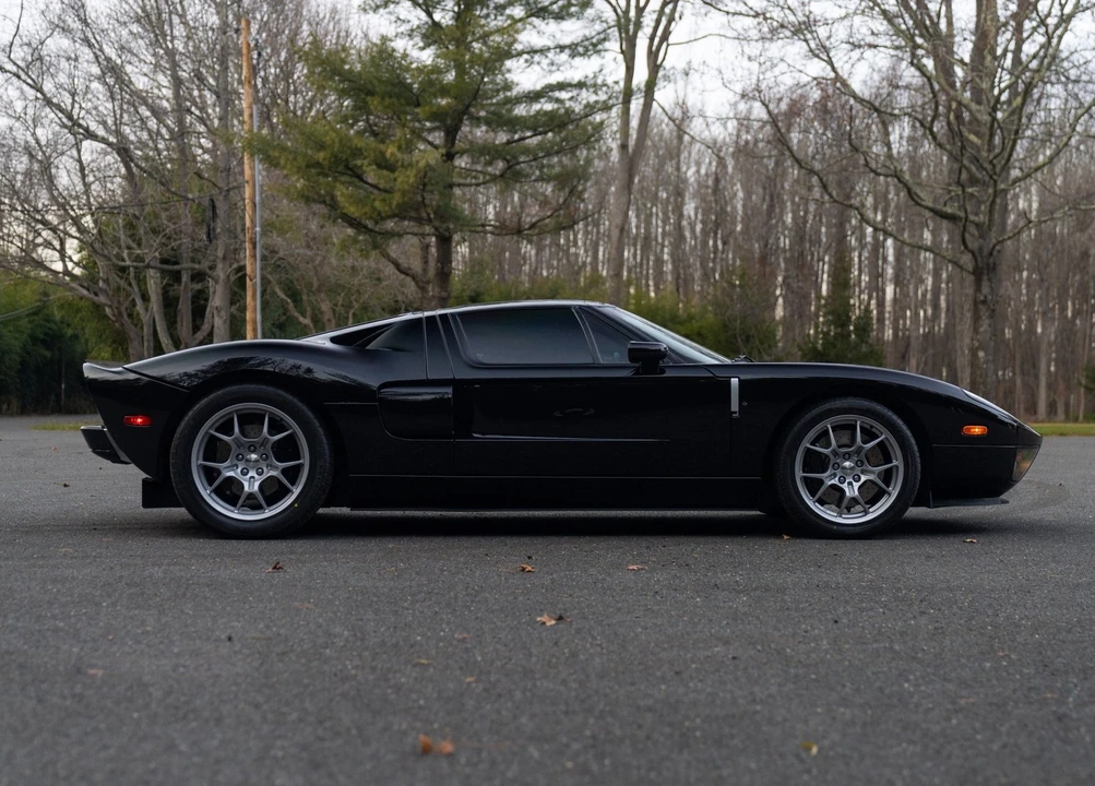 2005 Ford GT 1st Gen - Image 10 of 21