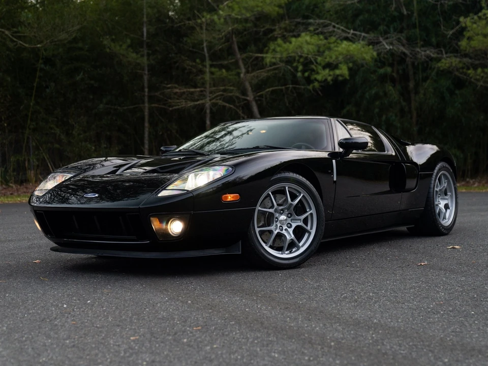 2005 Ford GT 1st Gen - Image 13 of 21