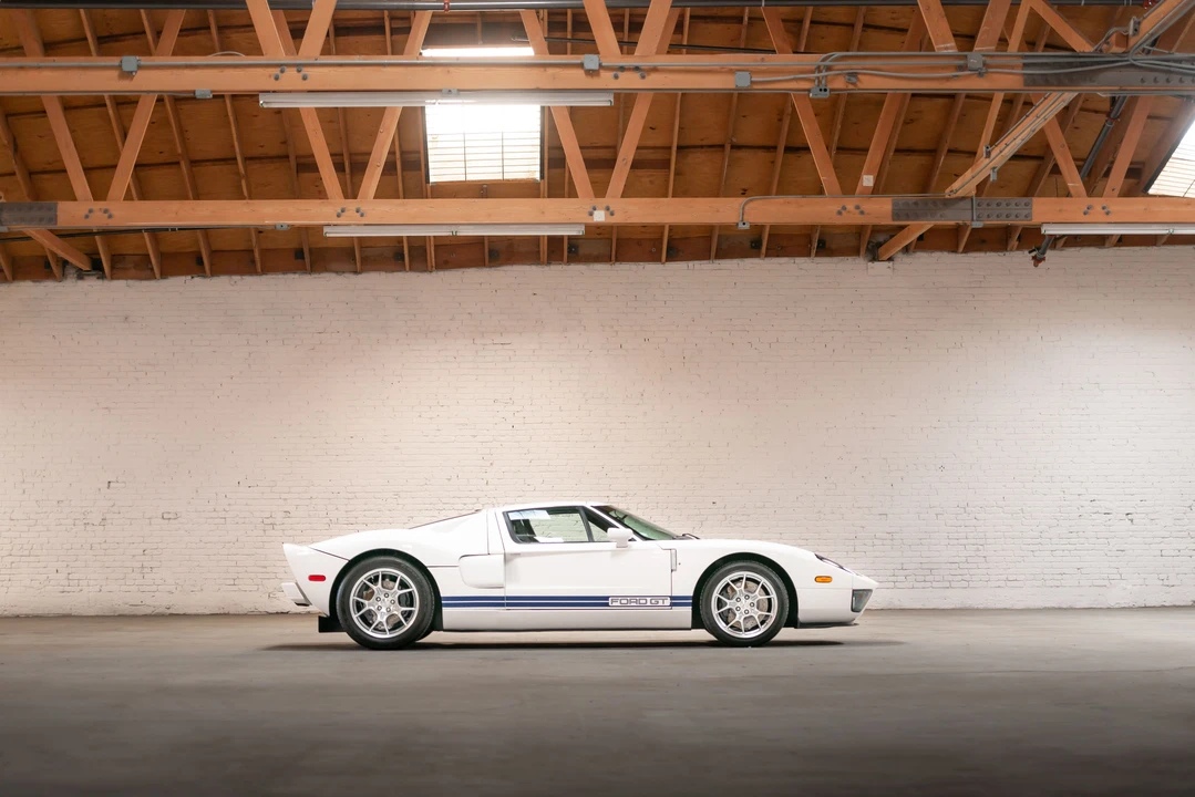 2005 Ford GT 1st Gen - Image 8 of 31