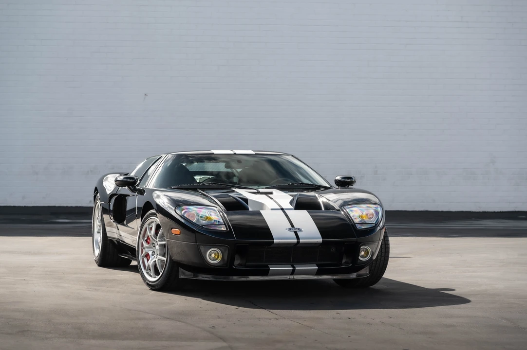 2005 Ford GT 1st Gen - Image 2 of 31