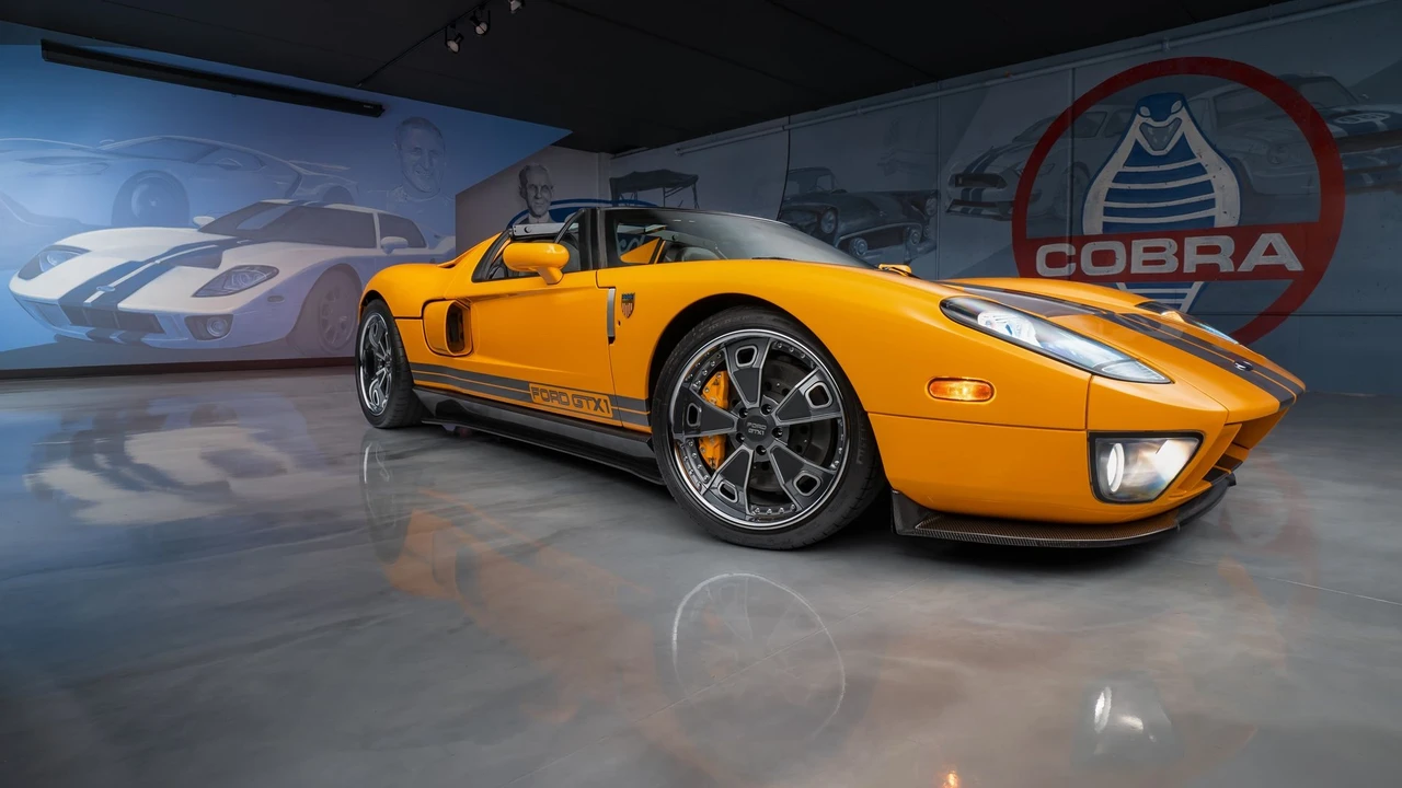 2005 Ford GT 1st Gen - Image 20 of 31