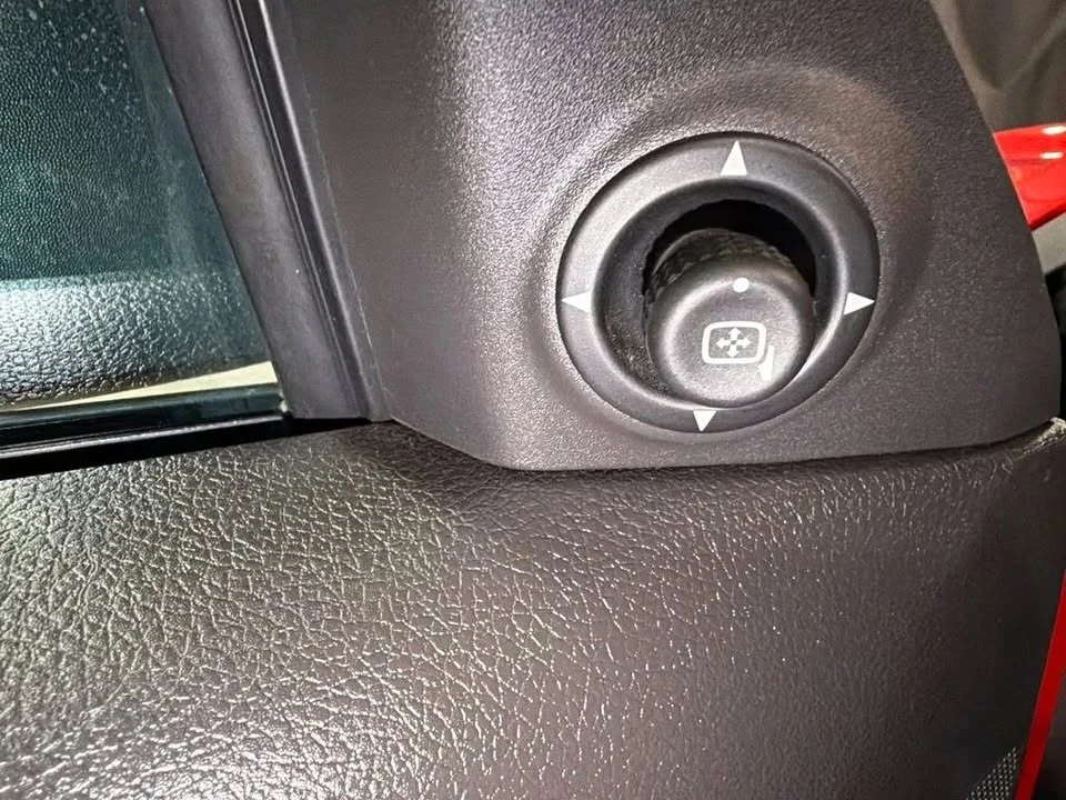 2005 Ford S197 Mustang GT - Image 16 of 20