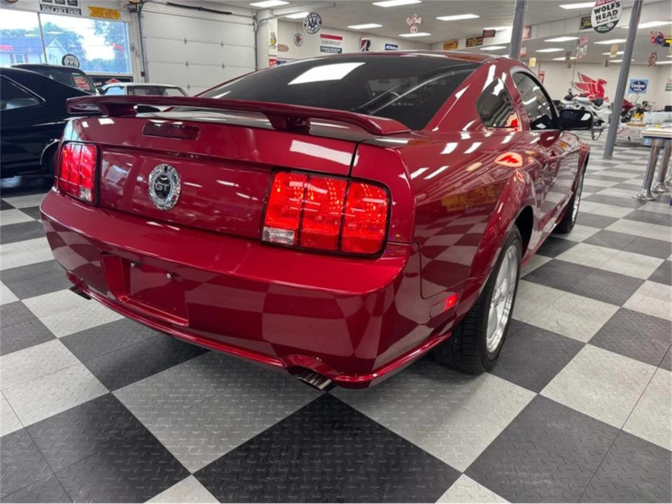2005 Ford S197 Mustang - Image 7 of 22