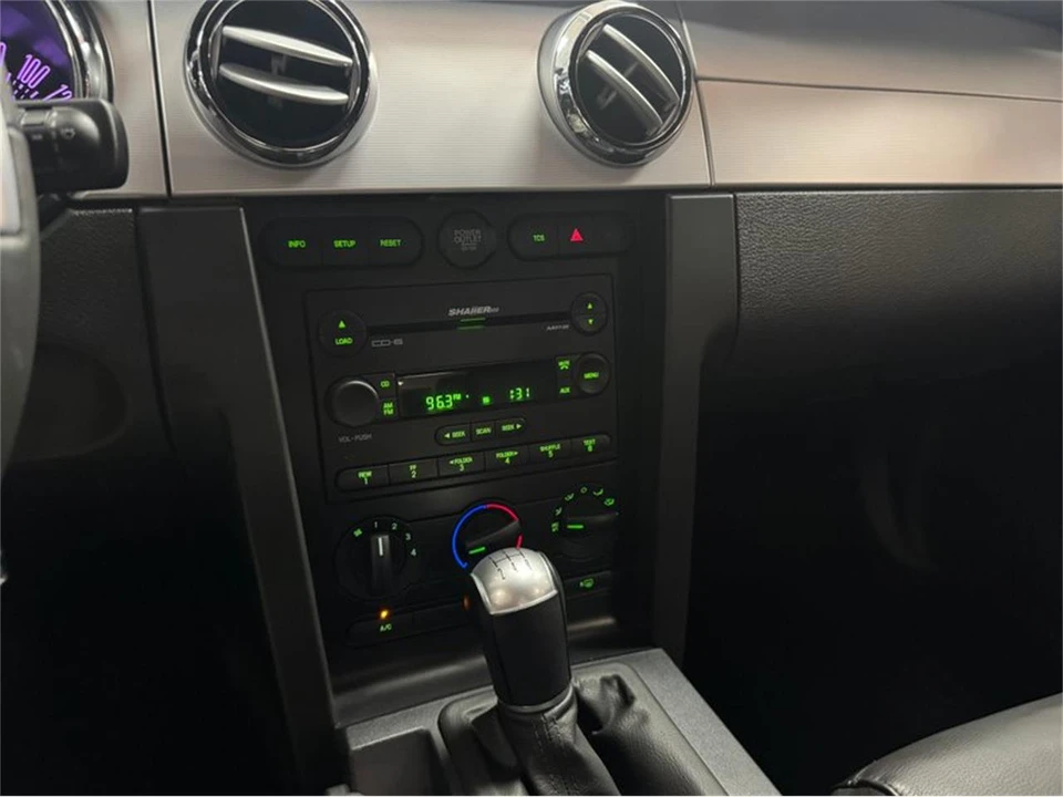 2005 Ford S197 Mustang - Image 15 of 22
