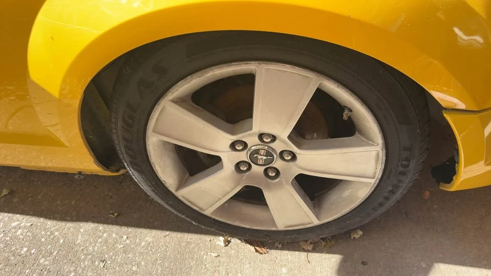 2005 Ford S197 Mustang - Image 2 of 10