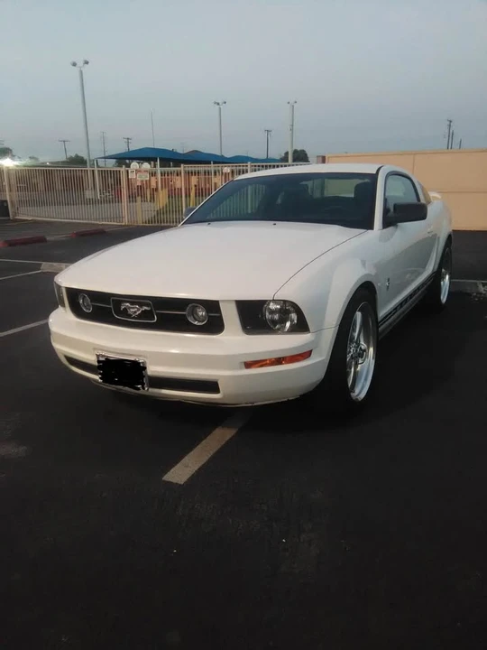 2005 Ford S197 Mustang - Image 2 of 5