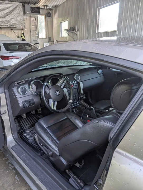 2005 Ford S197 Mustang - Image 9 of 18