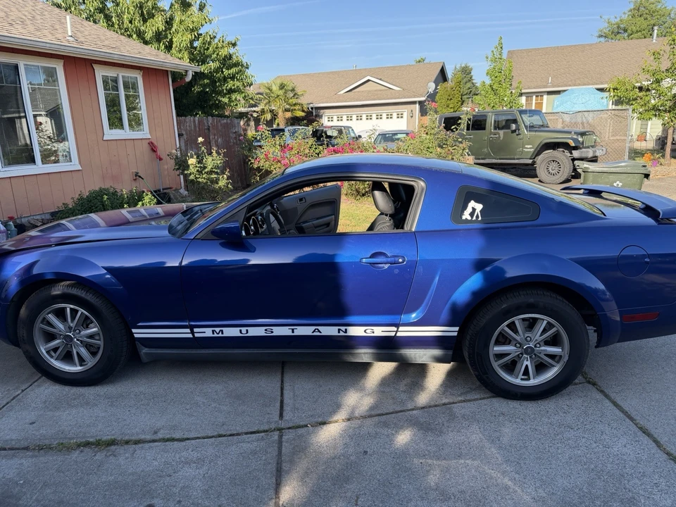 2005 Ford S197 Mustang - Image 9 of 13