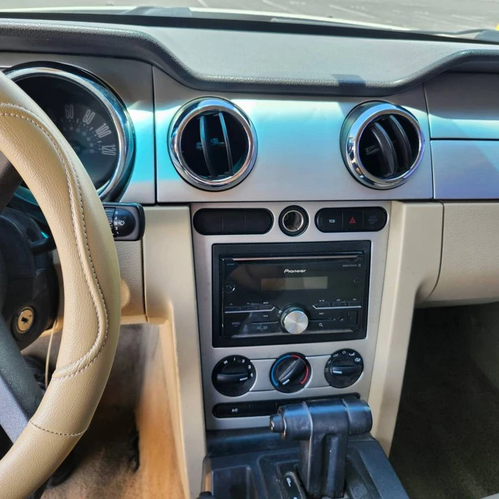 2005 Ford S197 Mustang - Image 9 of 10