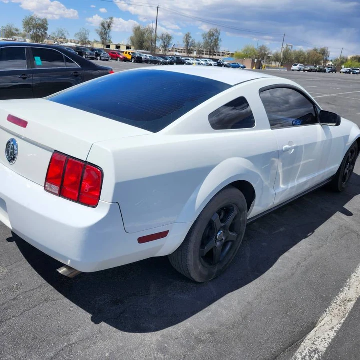2005 Ford S197 Mustang - Image 6 of 10